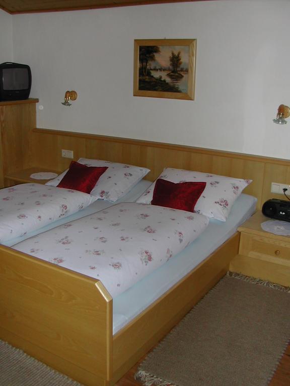 Wildermieming Gaestehaus Gapp חדר תמונה